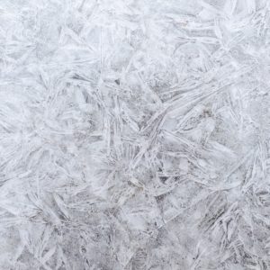 Choosing Between Blue Or White Synthetic Ice – Solid Tips